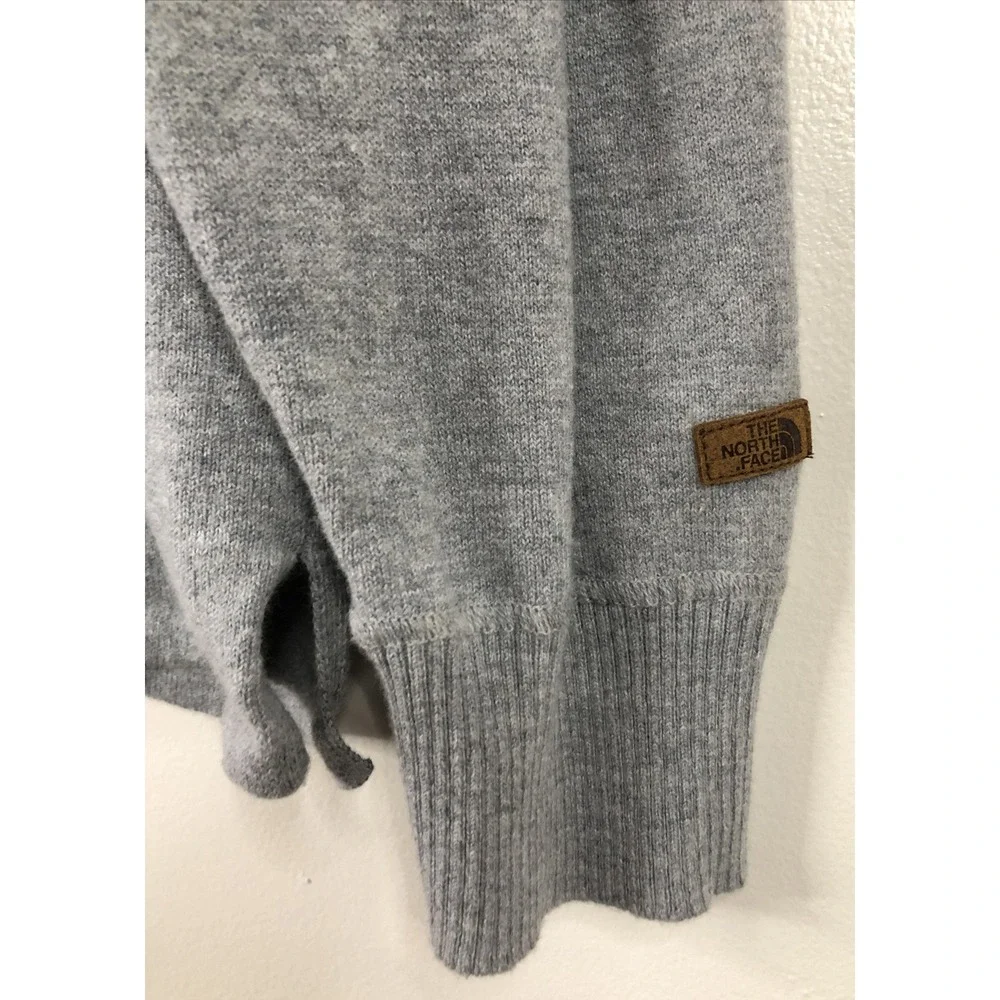 The North‎ Face Men's Medium M Gray 1/4 Zip Pullover Sweater EUC